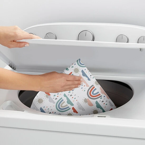 Fisher Price Fisher-Price® Soothing View™ Rainbow Showers Bassinet Multi 8 Fisher Price Fisher-Price® Soothing View™ Rainbow Showers Bassinet Multi - Image 8